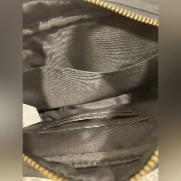 Banana Republic Black Crossbody Purse Handbag Bag Wallet Card Slots Minimalist - Picture 5 of 15